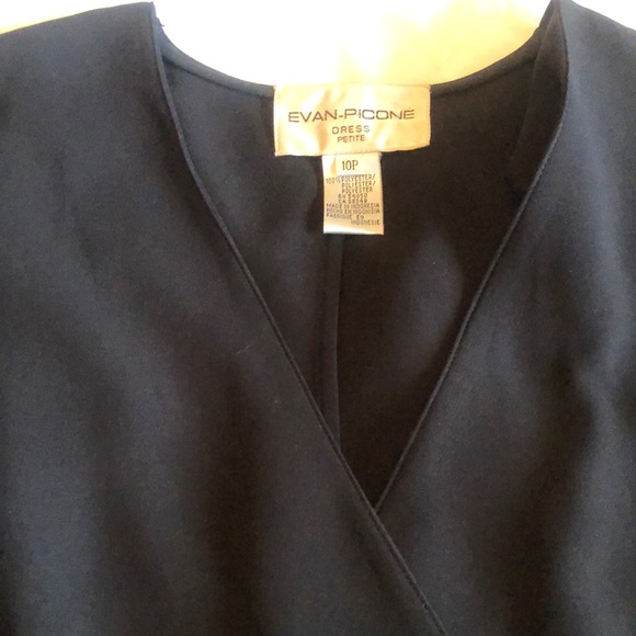Evan-Picone Black Wrap Dress - 10P - Picture 4 of 10